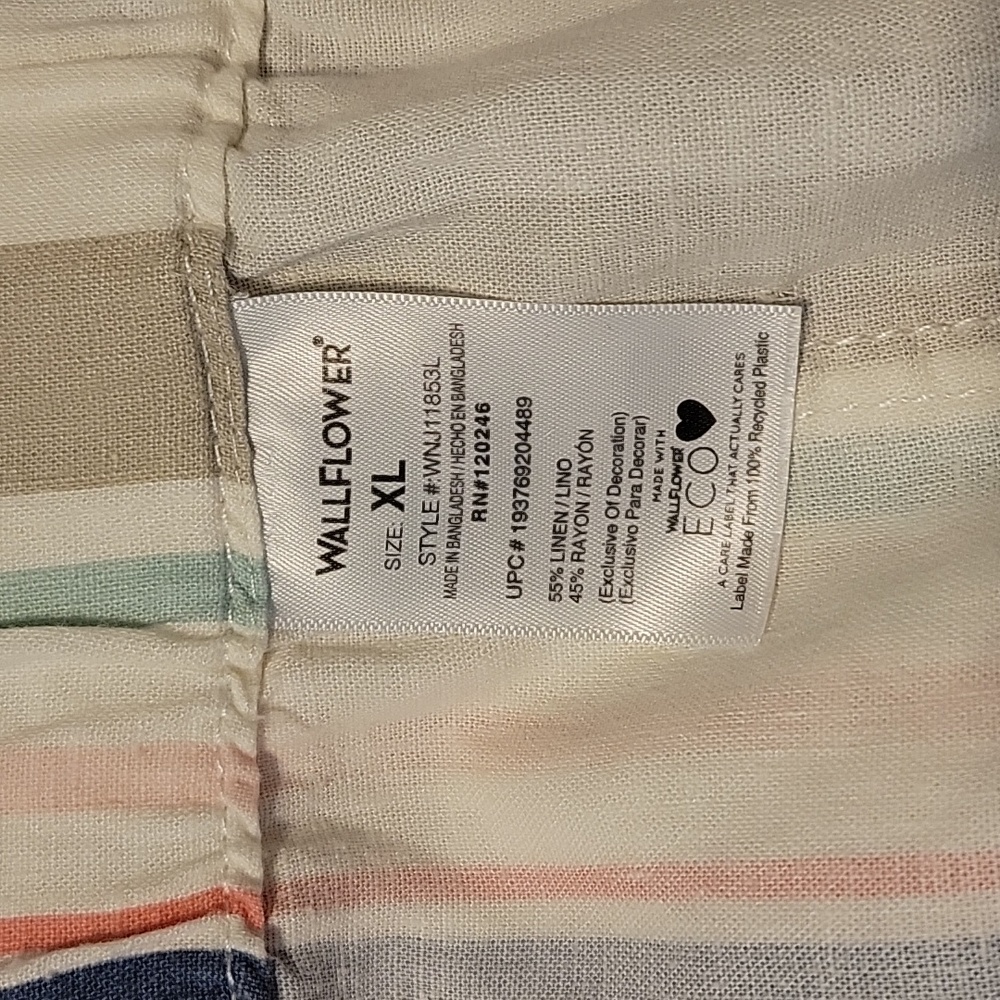 Shorts - Picture 2 of 2